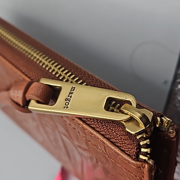 Margot New York Tooled Leather Wallet - Picture 4 of 11